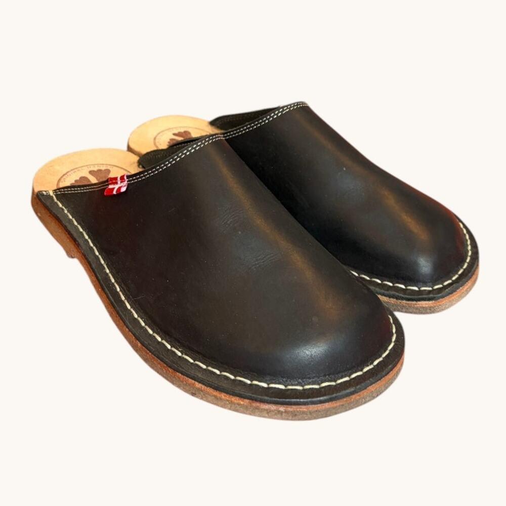 DUCKFEET Unisex Clogs Size 40 Black Leather Minimalist - Boho Chic Danish Design